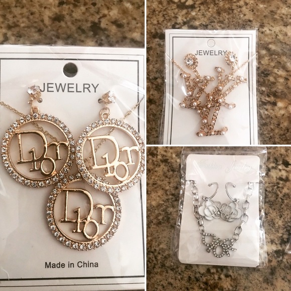 Necklace and Earrings Set - Picture 4 of 4